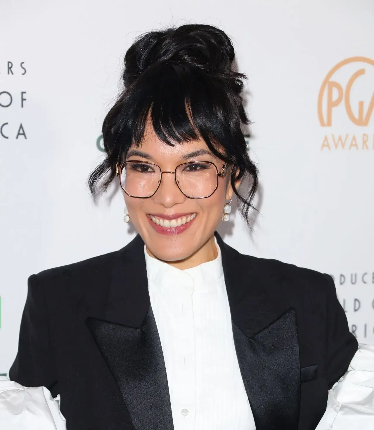 ALI WONG PHOTOSHOOT AT PRODUCERS GUILD AWARDS IN LOS ANGELES 2